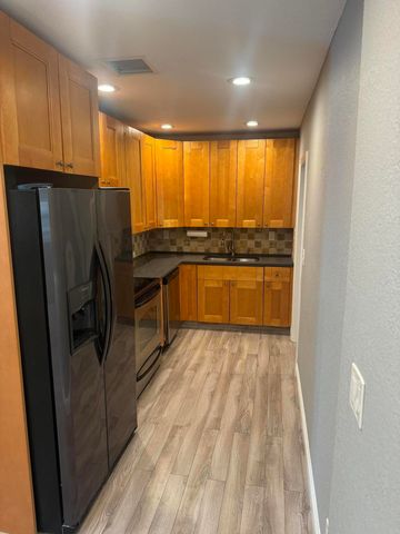 1206 NE 3rd Avenue, Delray Beach, FL 33444