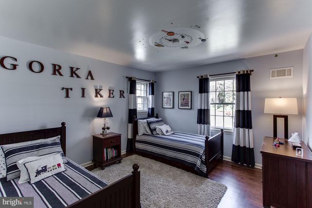 7510 SHADYWOOD RD, Bethesda, MD 20817