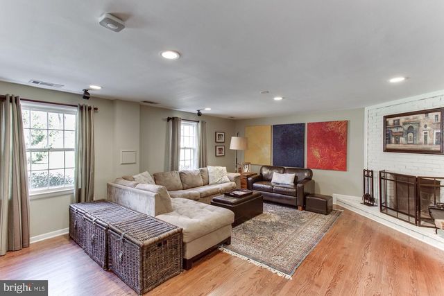 7510 SHADYWOOD RD, Bethesda, MD 20817