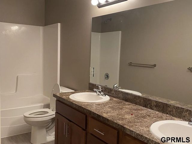 3131 Dudley Street, Lincoln, NE 68503