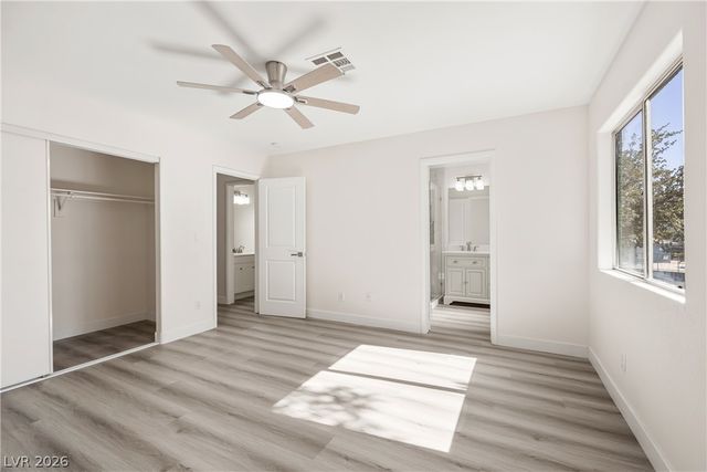 5230 Souvenir Lane, Las Vegas, NV 89118