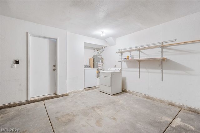 5230 Souvenir Lane, Las Vegas, NV 89118