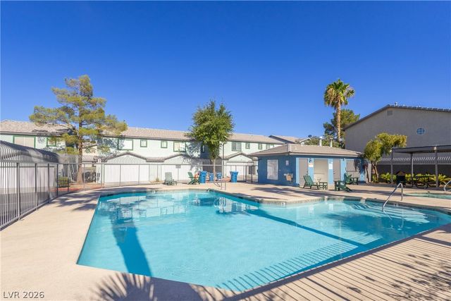 5230 Souvenir Lane, Las Vegas, NV 89118