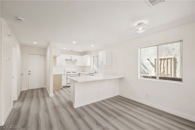 5230 Souvenir Lane, Las Vegas, NV 89118