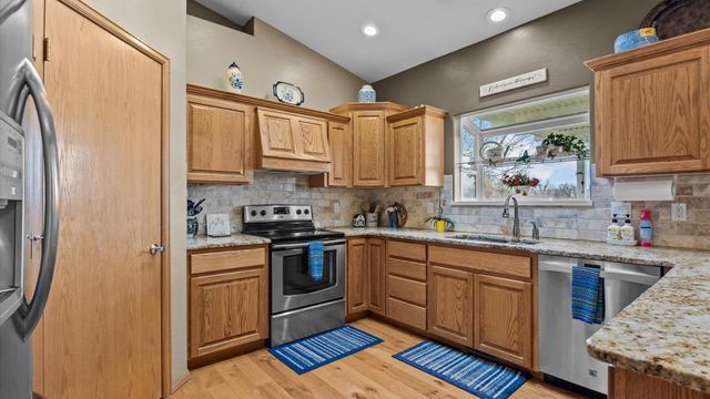1792 12 Road, Loma, CO 81524