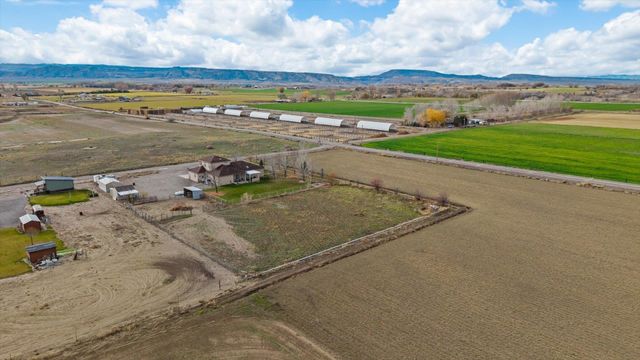 1792 12 Road, Loma, CO 81524