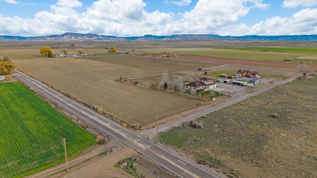 1792 12 Road, Loma, CO 81524