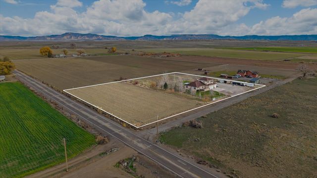 1792 12 Road, Loma, CO 81524
