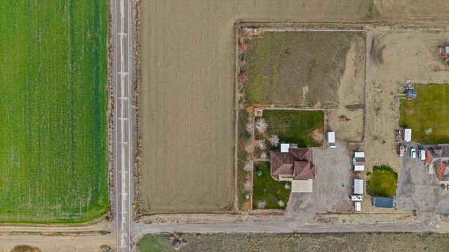 1792 12 Road, Loma, CO 81524