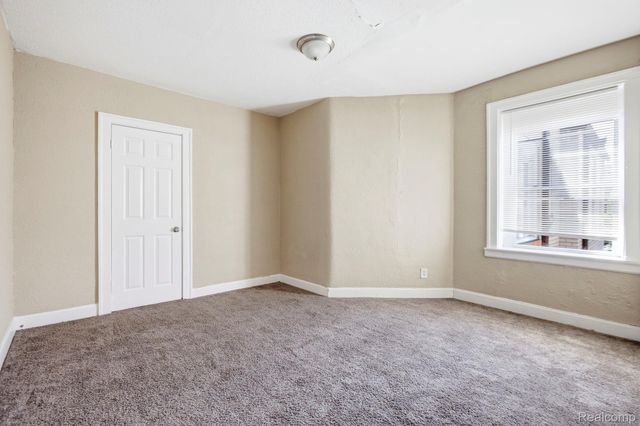 13233 La Salle Boulevard, Detroit, MI 48238