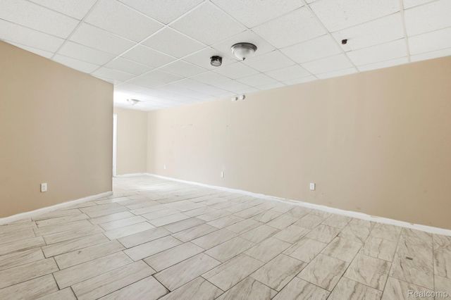 13233 La Salle Boulevard, Detroit, MI 48238