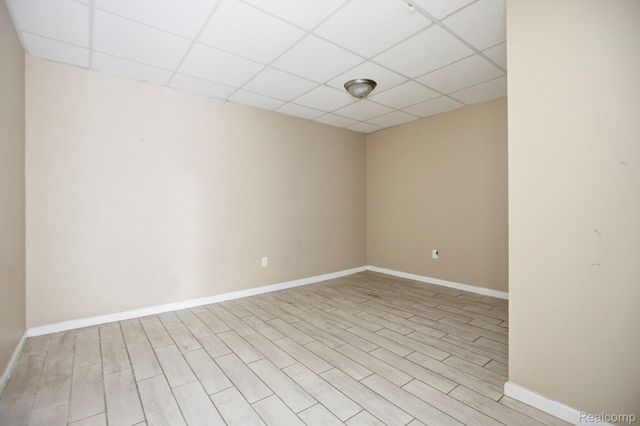 13233 La Salle Boulevard, Detroit, MI 48238