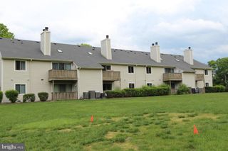 1112 ASPEN DR, Plainsboro, NJ 08536