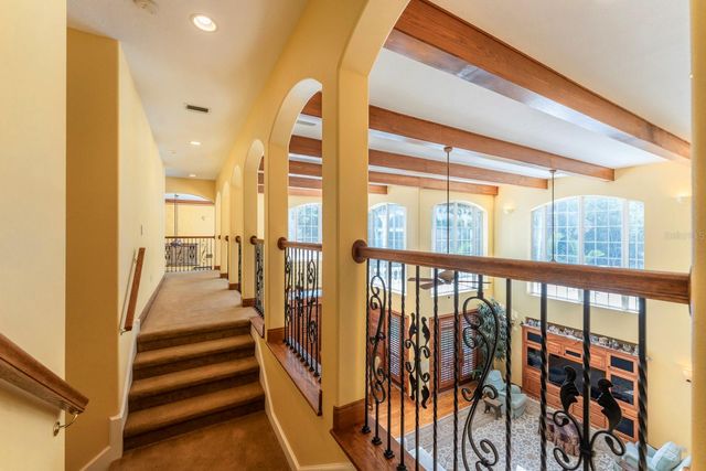 543 ISLEWORTH CLOSE, Tarpon Springs, FL 34688