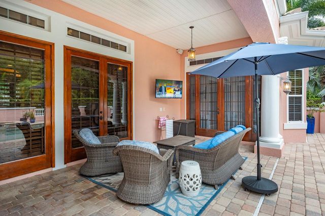 543 ISLEWORTH CLOSE, Tarpon Springs, FL 34688