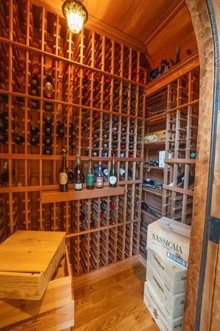 543 ISLEWORTH CLOSE, Tarpon Springs, FL 34688