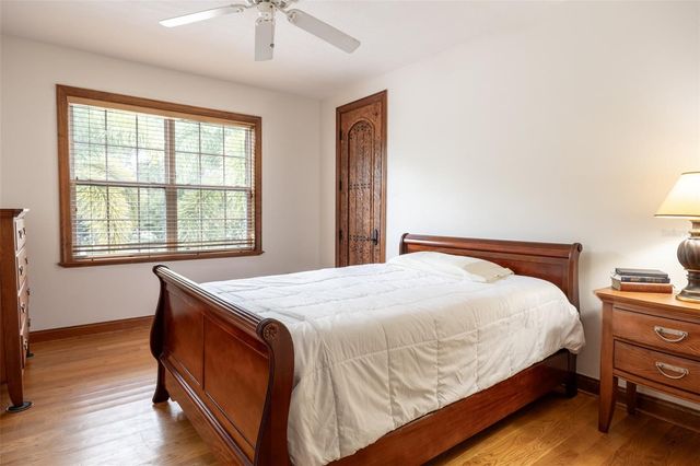 543 ISLEWORTH CLOSE, Tarpon Springs, FL 34688