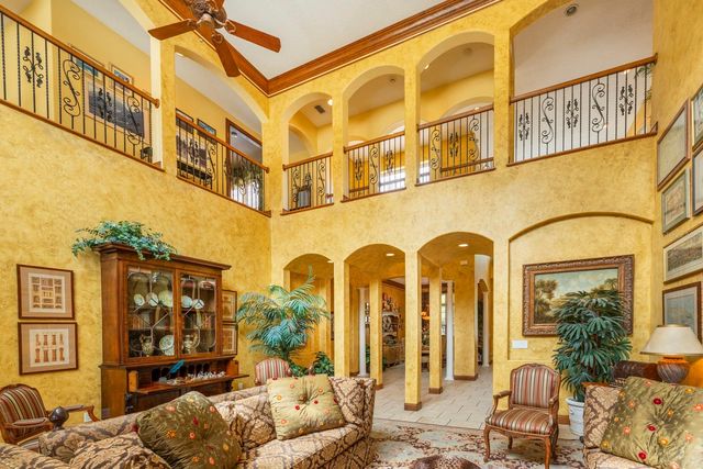 543 ISLEWORTH CLOSE, Tarpon Springs, FL 34688