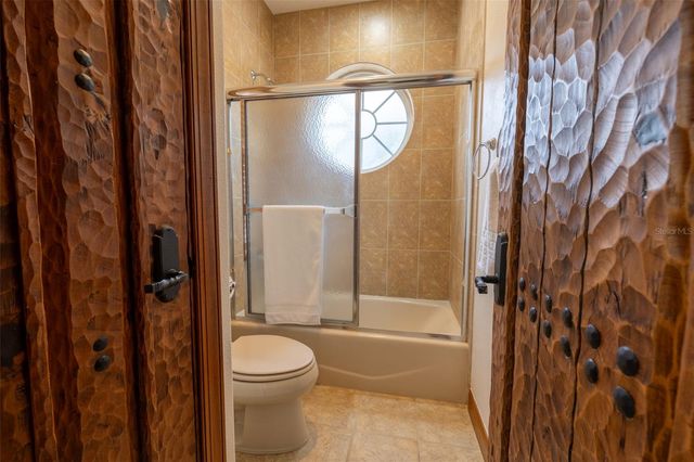 543 ISLEWORTH CLOSE, Tarpon Springs, FL 34688