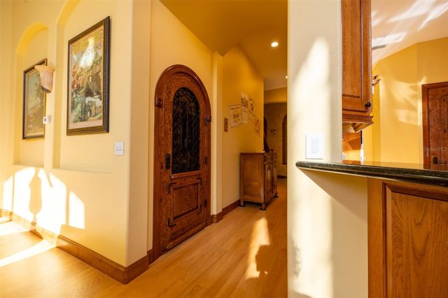 543 ISLEWORTH CLOSE, Tarpon Springs, FL 34688