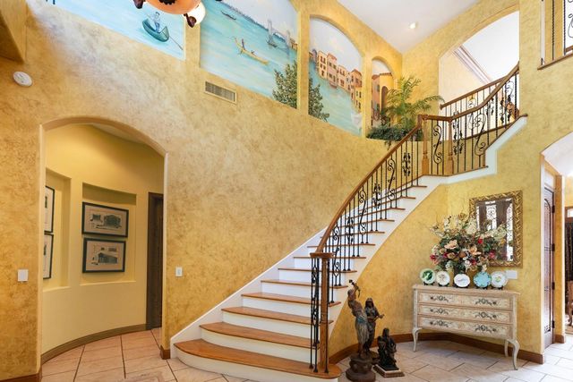 543 ISLEWORTH CLOSE, Tarpon Springs, FL 34688