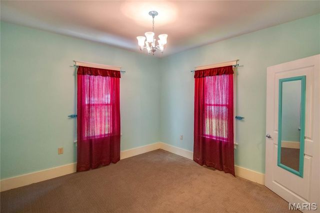211 12th Street, Wood River, IL 62095