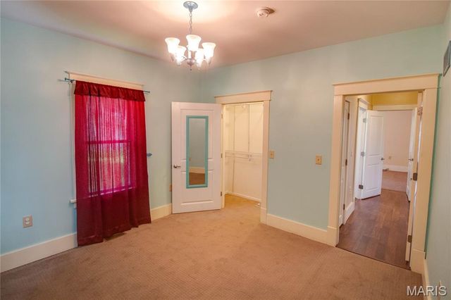 211 12th Street, Wood River, IL 62095