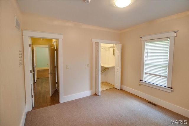 211 12th Street, Wood River, IL 62095