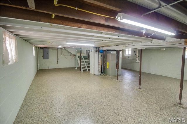 211 12th Street, Wood River, IL 62095