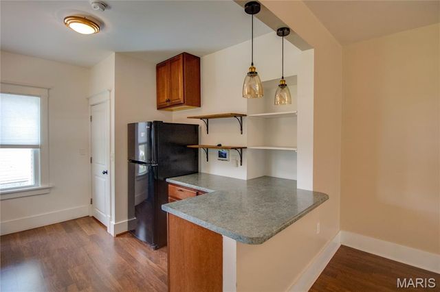 211 12th Street, Wood River, IL 62095