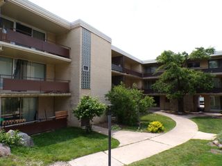 12548 Fairview Avenue 2B, Blue Island, IL 60406