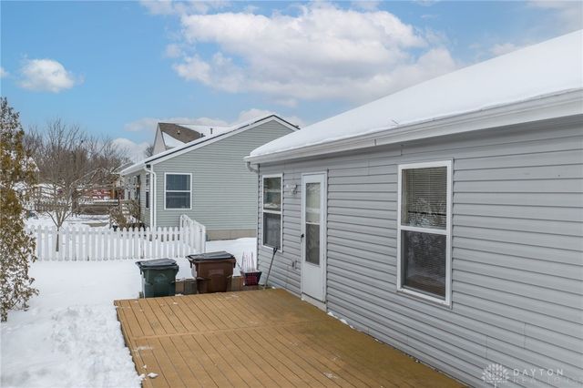 418 Lake Front Drive, Lebanon, OH 45036