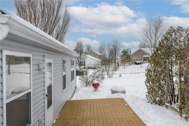 418 Lake Front Drive, Lebanon, OH 45036