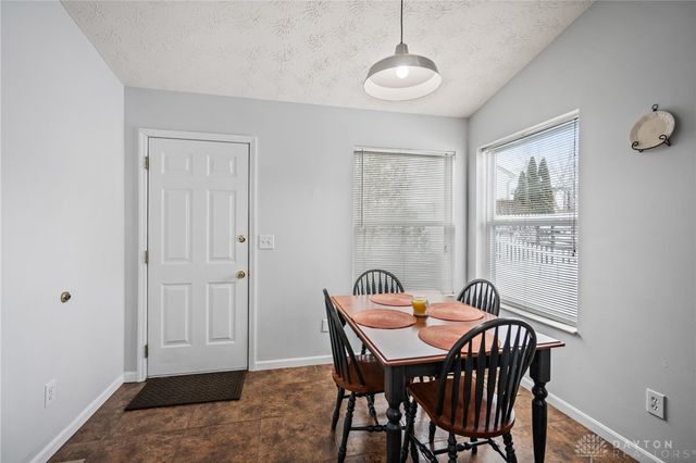 418 Lake Front Drive, Lebanon, OH 45036