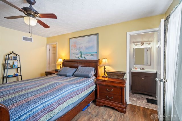 418 Lake Front Drive, Lebanon, OH 45036