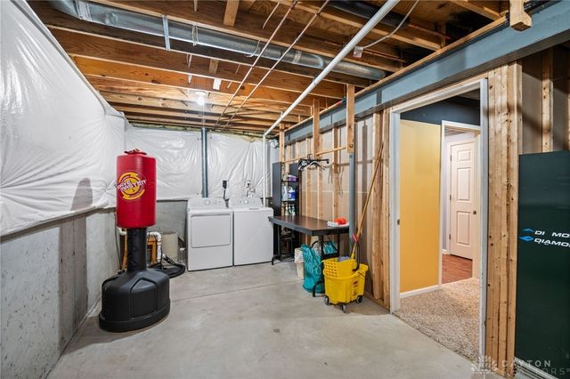 418 Lake Front Drive, Lebanon, OH 45036