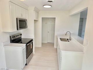 2460 Rock Lake LOOP, Virginia Beach, VA 23456