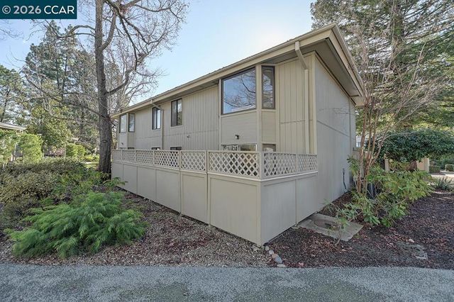 1324 Canyonwood Ct 1, Walnut Creek, CA 94595