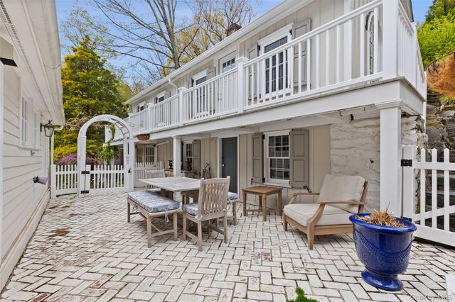 95 Croton Lake Road, Katonah, NY 10536