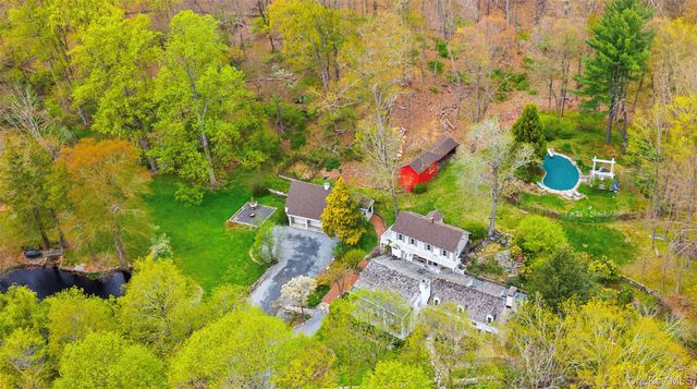 95 Croton Lake Road, Katonah, NY 10536