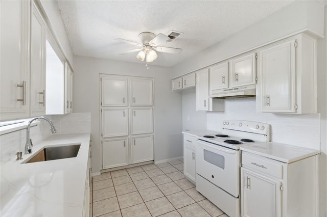 1713 Sagebrush Trail, Grapevine, TX 76051