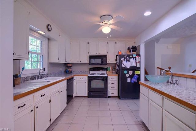 2795 George Wash Memorial HWY, Hayes, VA 23072