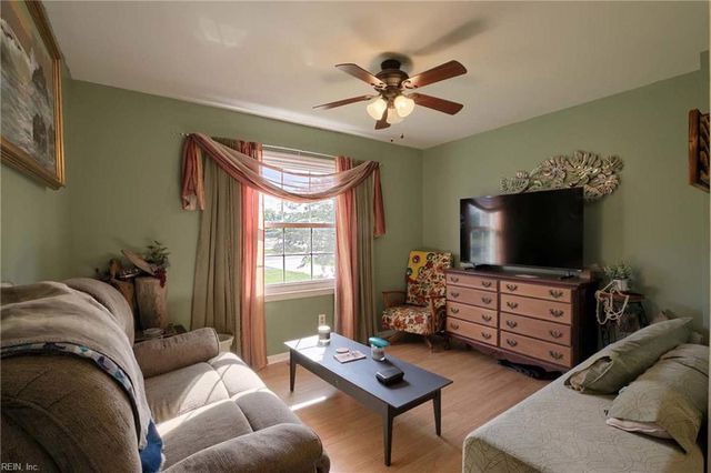 2795 George Wash Memorial HWY, Hayes, VA 23072