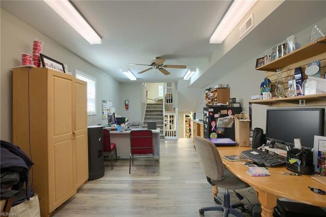 2795 George Wash Memorial HWY, Hayes, VA 23072