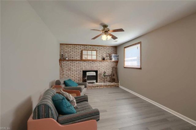 2795 George Wash Memorial HWY, Hayes, VA 23072