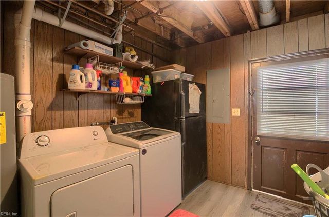 2795 George Wash Memorial HWY, Hayes, VA 23072