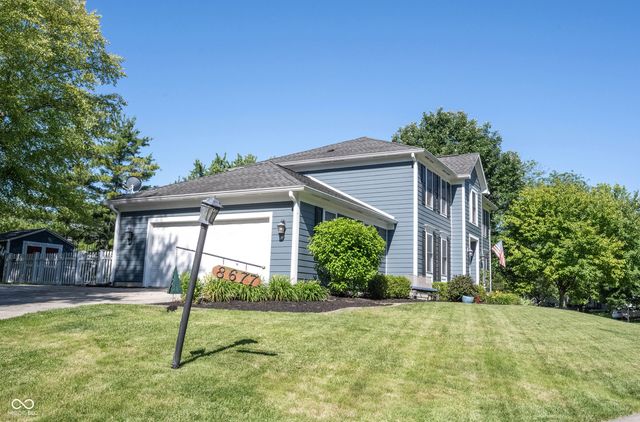 8677 Buffett Parkway, Fishers, IN 46038