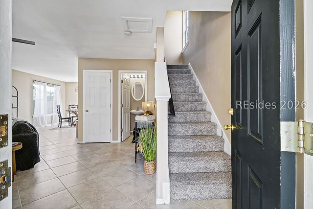 229 University Pkwy, Bluffton, SC 29909