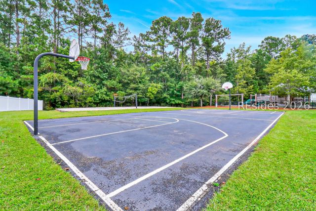 229 University Pkwy, Bluffton, SC 29909