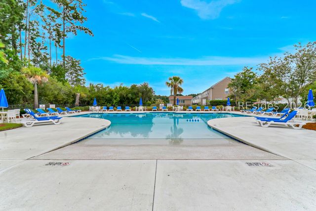 229 University Pkwy, Bluffton, SC 29909